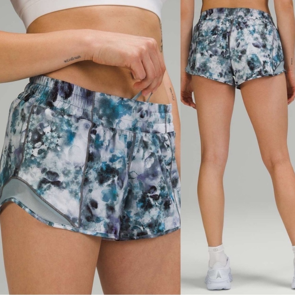 NWT lululemon hotty hot shorts 2.5